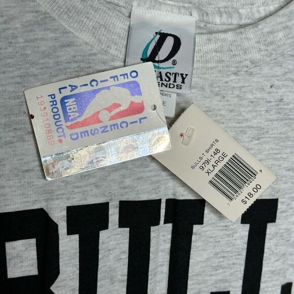 NTG NWT Chicago Bulls Graphic Shirt Size XL - Picture 5 of 6